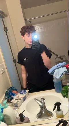OnlyFans cuenta littlesl4t avatar 1