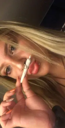 OnlyFans cuenta lovemybluntzzz header 2