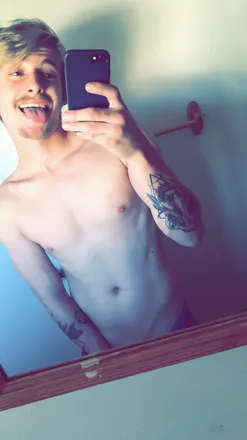 OnlyFans cuenta wackky header 2