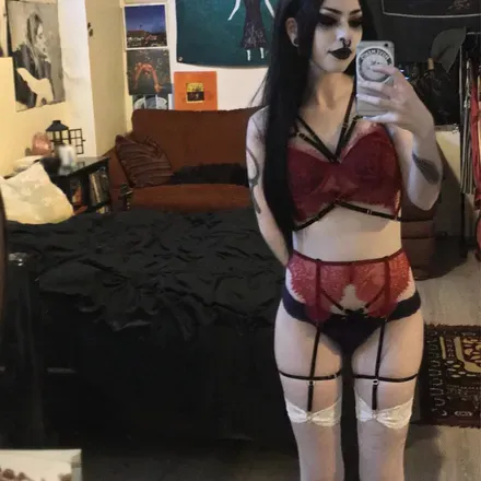 OnlyFans account  toothdecay avatar 1