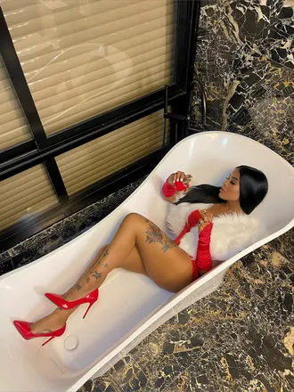 OnlyFans cuenta charilajefa header 2