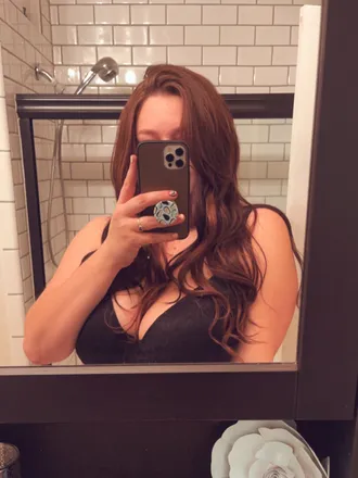 OnlyFans cuenta lizzielovvesu avatar 1