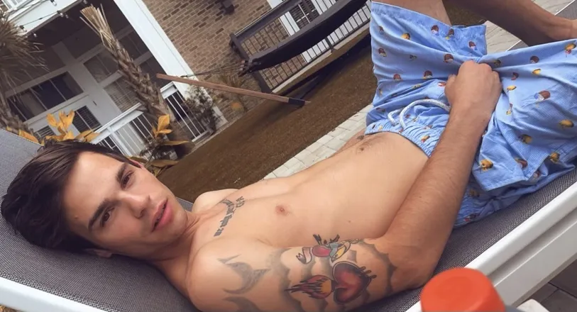 OnlyFans cuenta juicyjames42 header 2