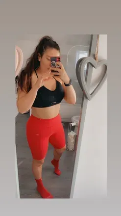 OnlyFans cuenta lesbiangirl194 header 2
