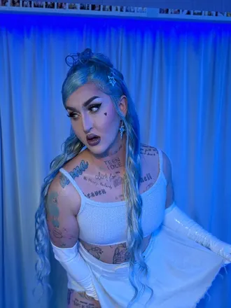 OnlyFans cuenta powderblupretty header 2