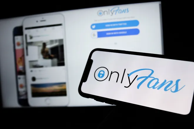 OnlyFans cuenta card.luck header 2