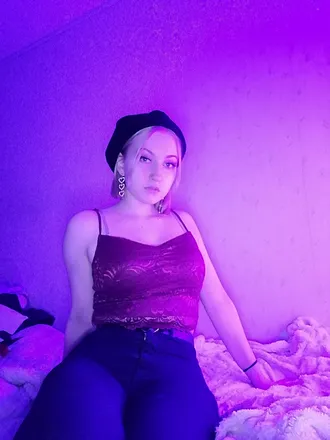 OnlyFans account  maddy20 header 2