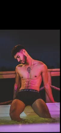 OnlyFans cuenta alessandropardos header 2