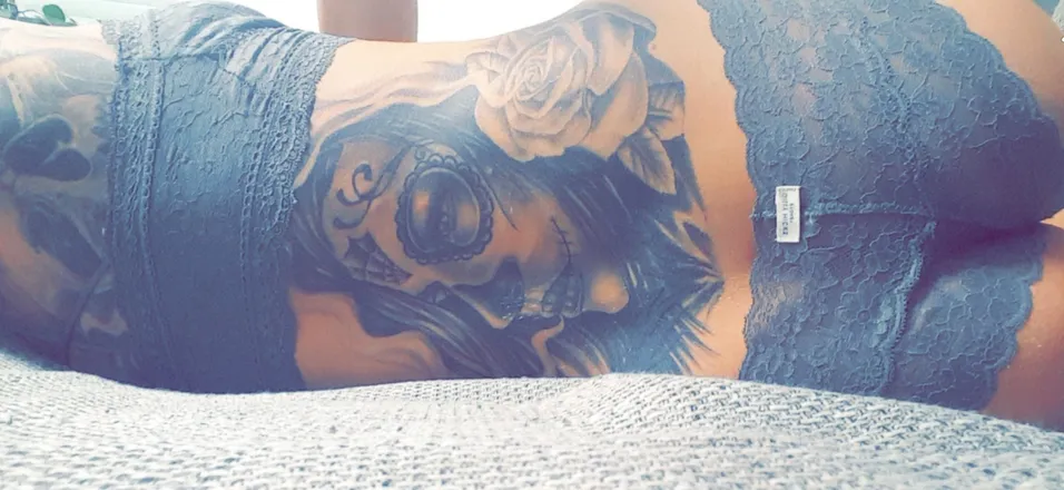 OnlyFans cuenta foxy_lovee header 2