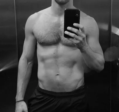 OnlyFans cuenta nextdoorsexyguy header 2