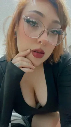 OnlyFans cuenta admoora avatar 1