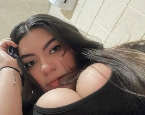 OnlyFans cuenta mich2105 header 2