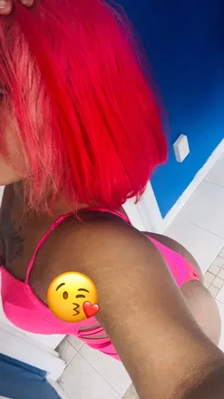 OnlyFans cuenta toxicredd9080 header 2