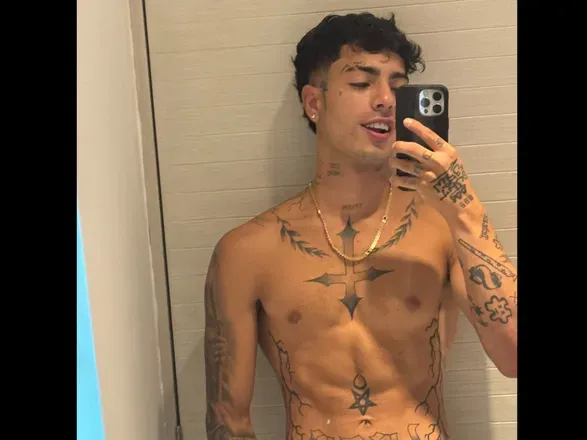 OnlyFans account  darrechinaim avatar 1
