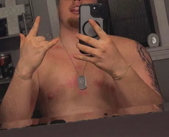 OnlyFans cuenta hernyboy69 header 2