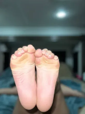 OnlyFans cuenta bellasfeet22 avatar 1