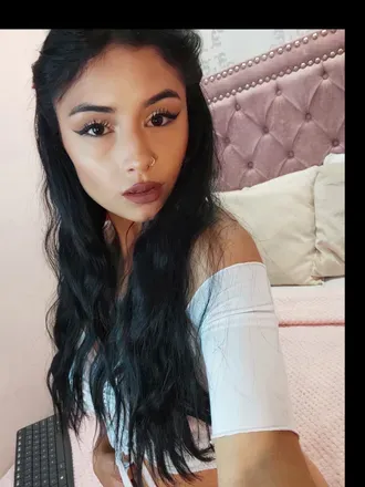 OnlyFans cuenta emily_27_04 avatar 1