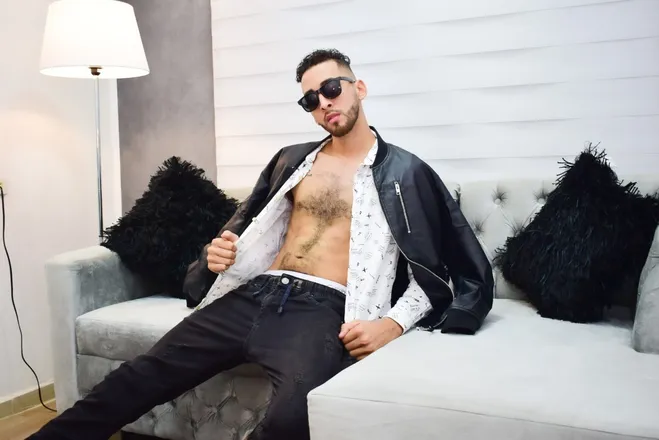 OnlyFans cuenta xluis191 header 2