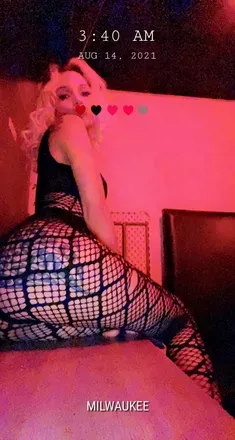 OnlyFans cuenta prettie_n_petite avatar 1