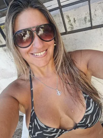 OnlyFans account  roxyfuego header 2