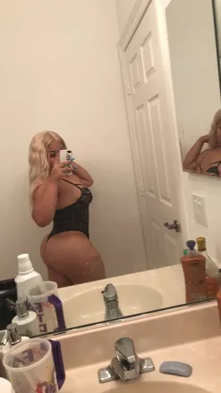 OnlyFans cuenta mylkmarie header 2