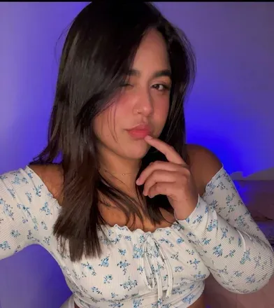 OnlyFans cuenta uwu_v22 avatar 1