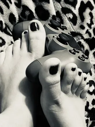 OnlyFans cuenta sayhellotomylittlefeet avatar 1