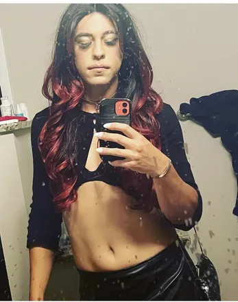 OnlyFans cuenta sexymikah header 2