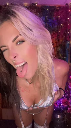 OnlyFans cuenta charmxjess avatar 1
