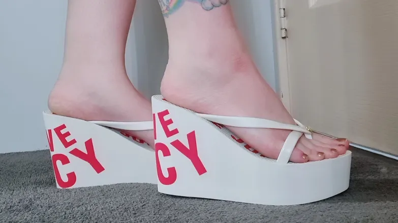 OnlyFans cuenta princesshoneysfeet header 2