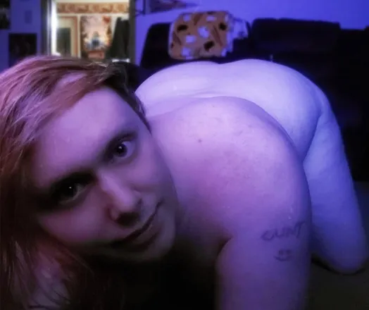 OnlyFans cuenta lewdcaro header 2