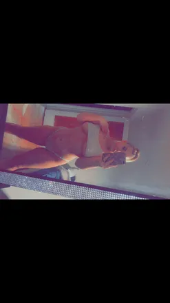 OnlyFans cuenta thickbitch01 header 2