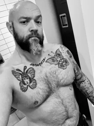 OnlyFans cuenta hung_daddydom avatar 1