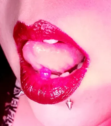 OnlyFans cuenta the_nerdy_succubus avatar 1
