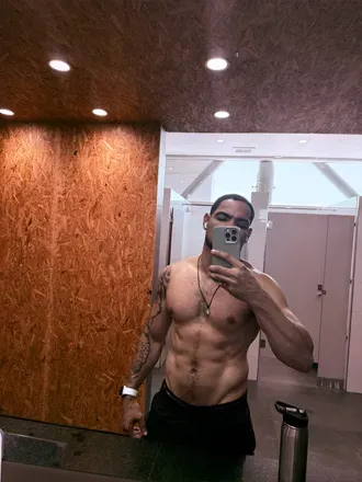 OnlyFans cuenta dante.31 avatar 1