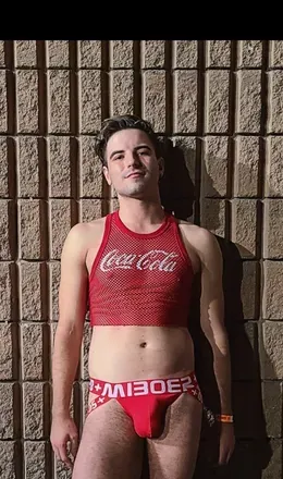 OnlyFans cuenta flamingcanadian avatar 1