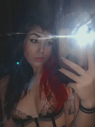 OnlyFans cuenta nushadam avatar 1