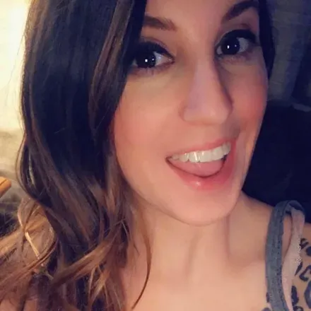 OnlyFans cuenta mom_0f_four avatar 1