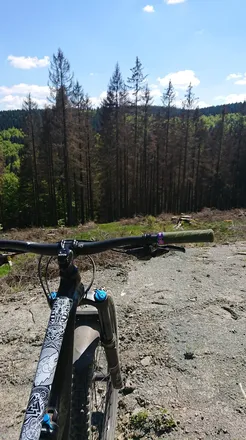 OnlyFans cuenta luna_mtb header 2