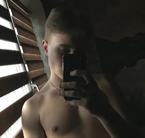 OnlyFans cuenta u209509871 header 2