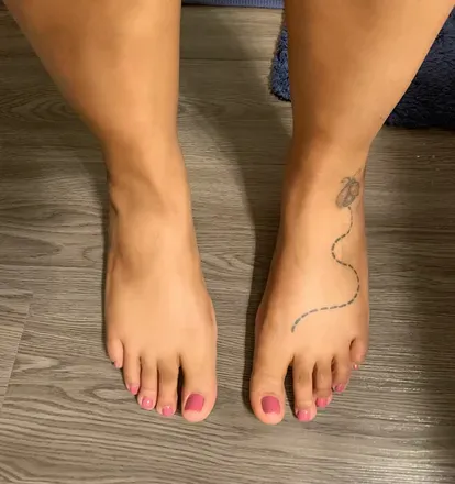 OnlyFans cuenta pleasethesefeet avatar 1