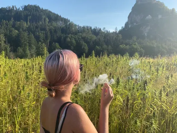 OnlyFans cuenta kitty420love header 1