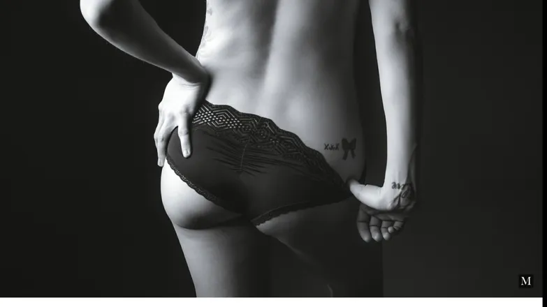 OnlyFans cuenta littlemisskiwi header 2