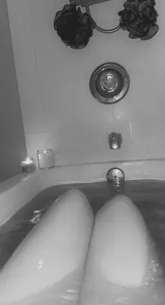 OnlyFans cuenta queenmarie200219 avatar 1