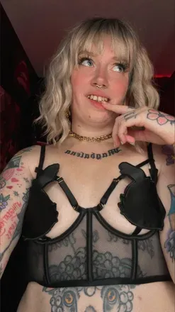 OnlyFans cuenta saturnafterdark avatar 1