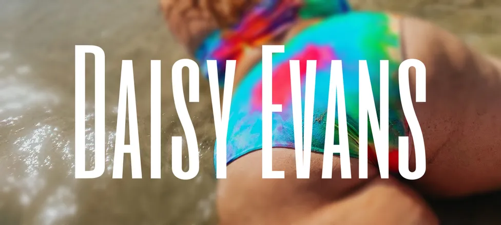 OnlyFans account  daisyevans1 header 2