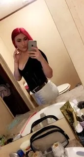 OnlyFans account  naughty_21 header 2