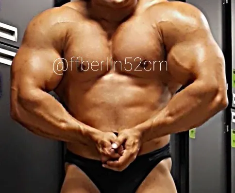 OnlyFans cuenta ffberlin52cm header 2