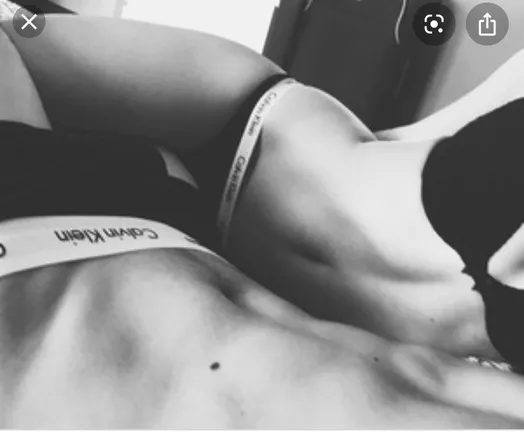 OnlyFans cuenta sexyyroxyy header 2