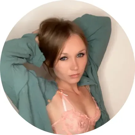 OnlyFans cuenta beautifullyunfamiliar avatar 1